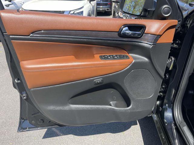 used 2021 Jeep Grand Cherokee car, priced at $27,990