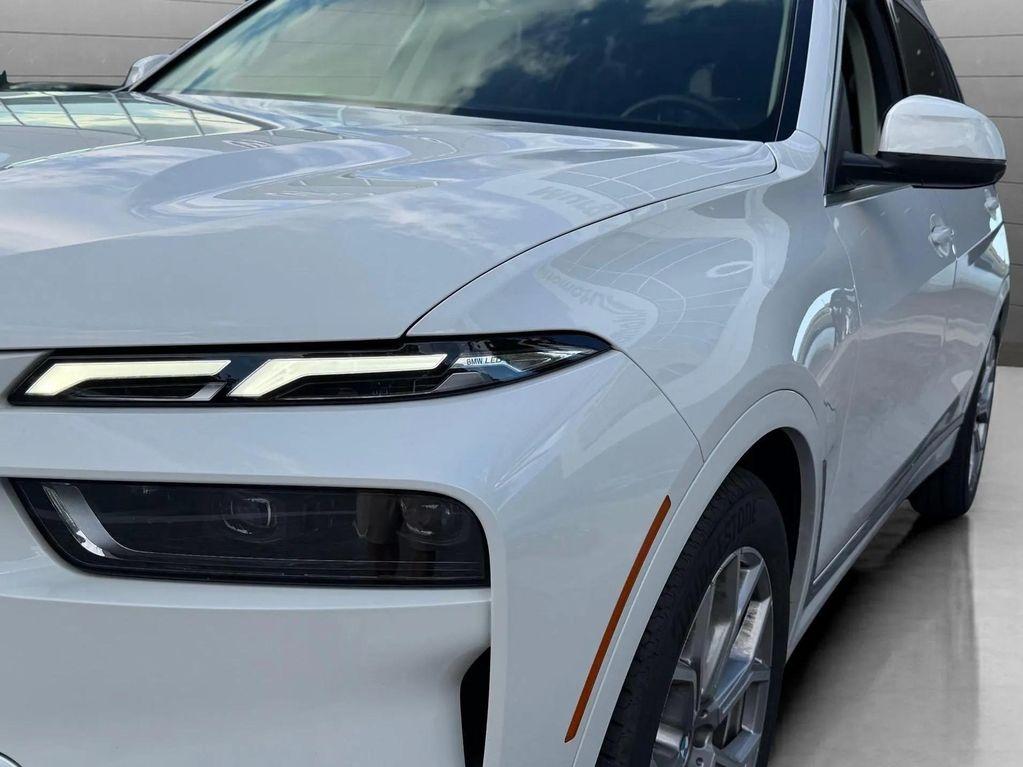 used 2024 BMW X7 car, priced at $65,500