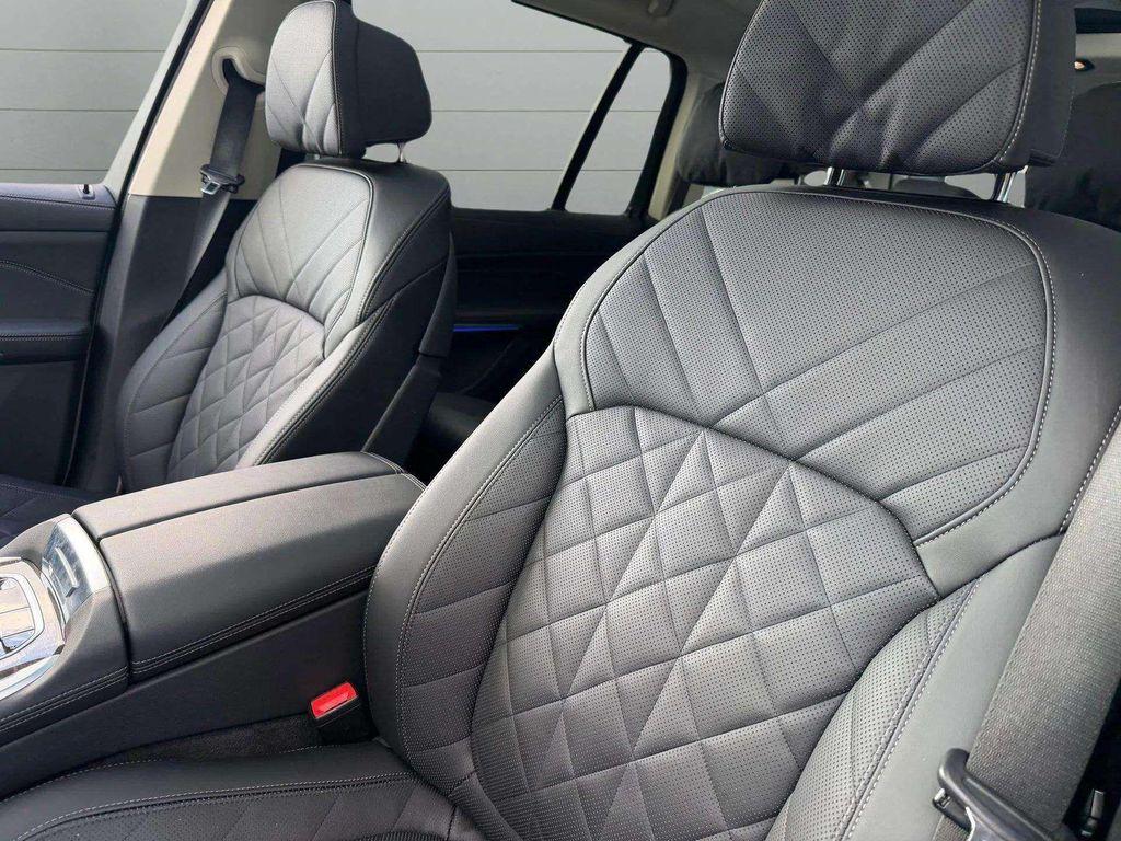 used 2024 BMW X7 car, priced at $65,500