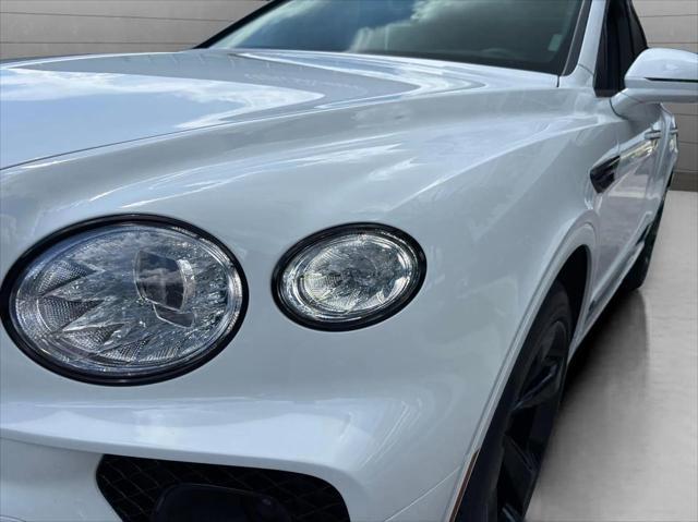 used 2022 Bentley Bentayga car, priced at $158,400