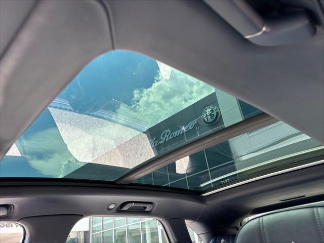used 2022 Bentley Bentayga car, priced at $160,000