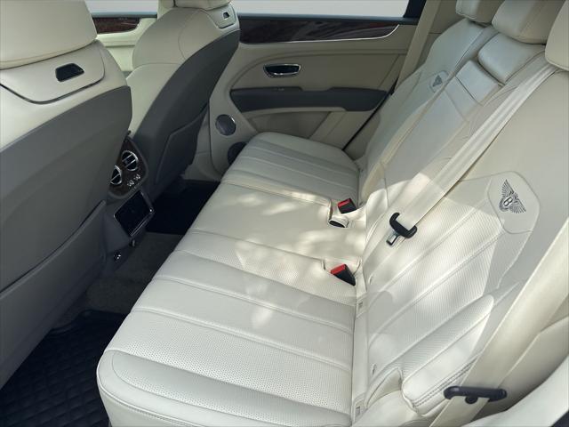 used 2022 Bentley Bentayga car, priced at $157,000