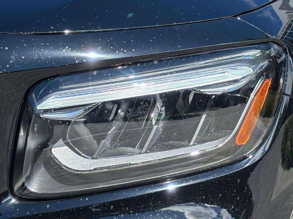 used 2024 Mercedes-Benz GLB 250 car, priced at $37,000