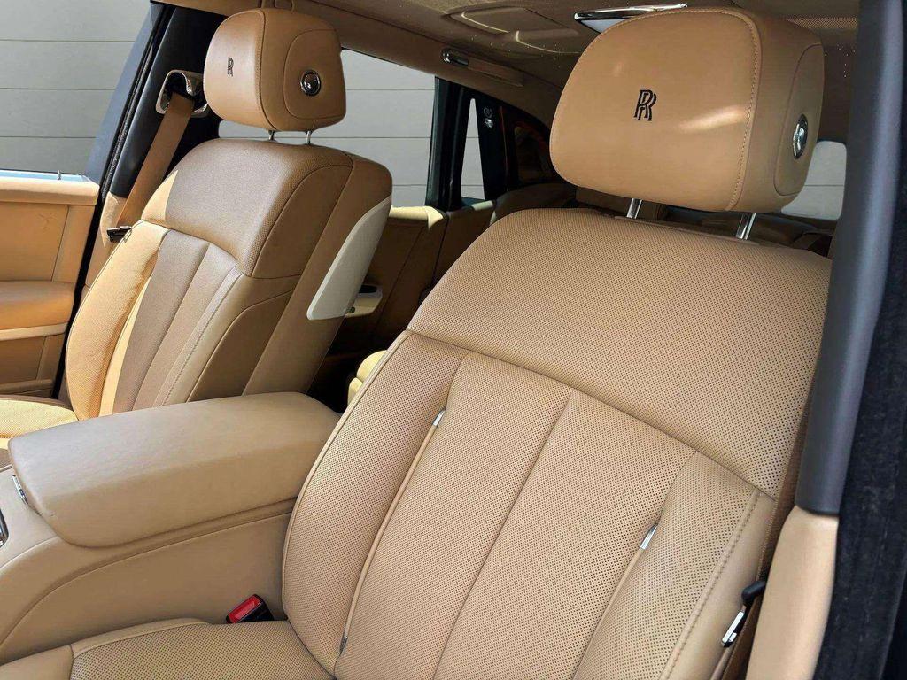 used 2019 Rolls-Royce Phantom car, priced at $275,000