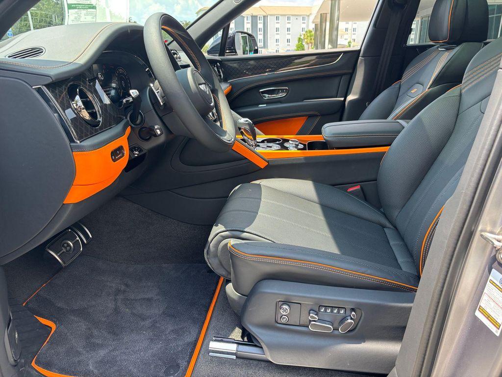 new 2025 Bentley Bentayga car, priced at $295,140