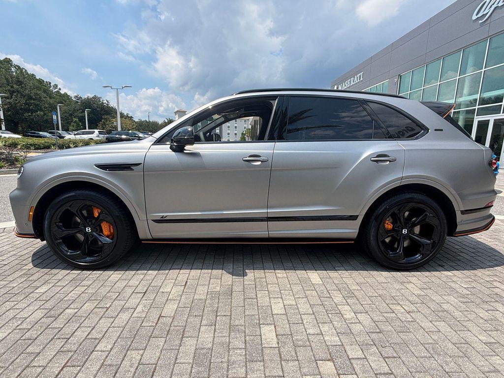 new 2025 Bentley Bentayga car, priced at $295,140