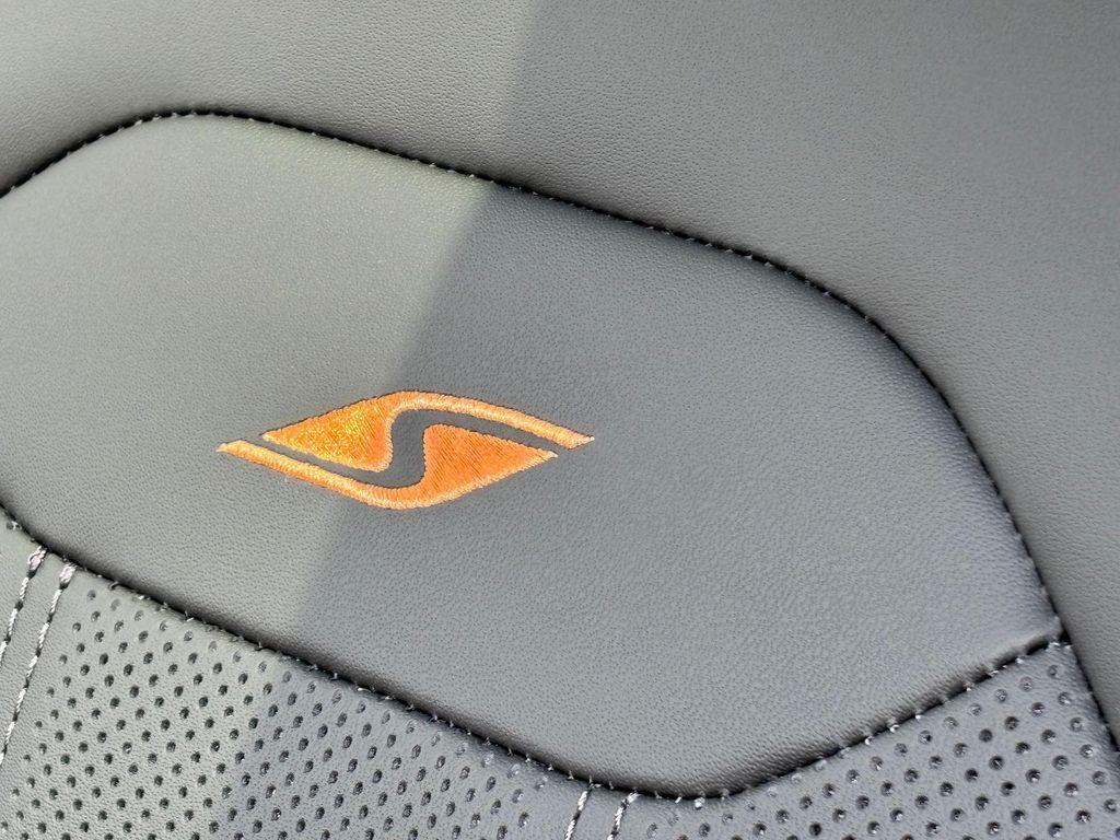 new 2025 Bentley Bentayga car, priced at $295,140