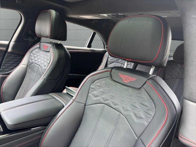 new 2025 Bentley Flying Spur car, priced at $332,605