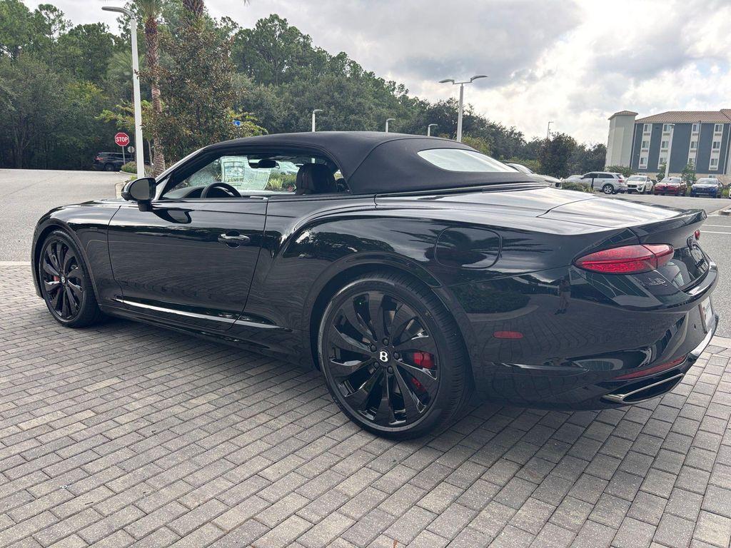 new 2025 Bentley Continental GT car