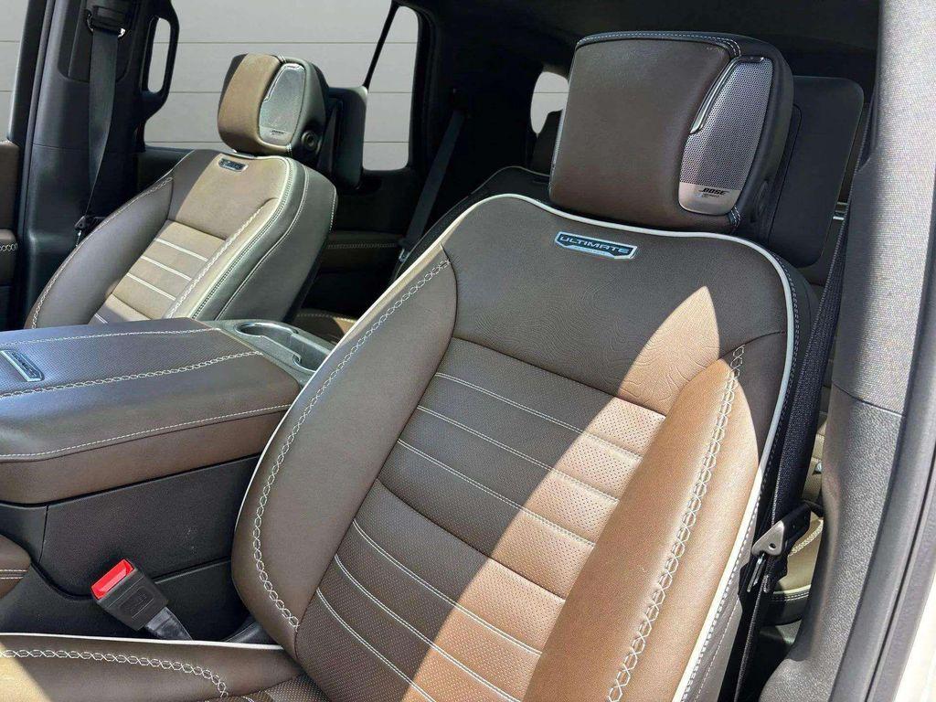 used 2025 GMC Yukon car, priced at $110,000