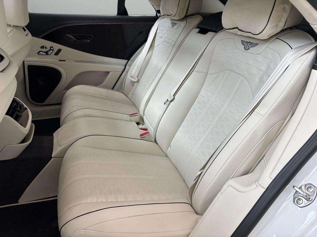 new 2025 Bentley Flying Spur car, priced at $333,285
