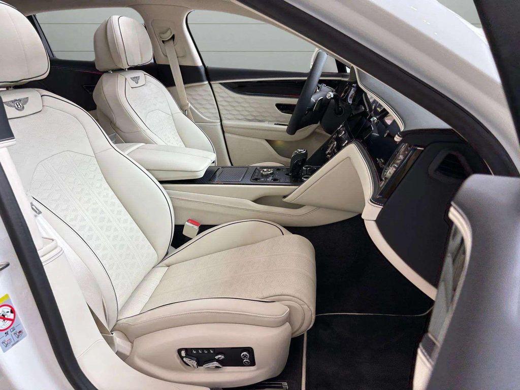 new 2025 Bentley Flying Spur car, priced at $333,285