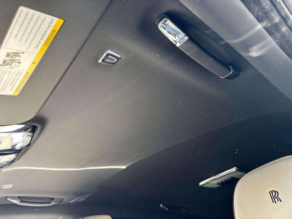 used 2022 Rolls-Royce Cullinan car, priced at $289,000