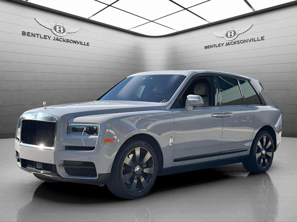 used 2022 Rolls-Royce Cullinan car, priced at $289,000