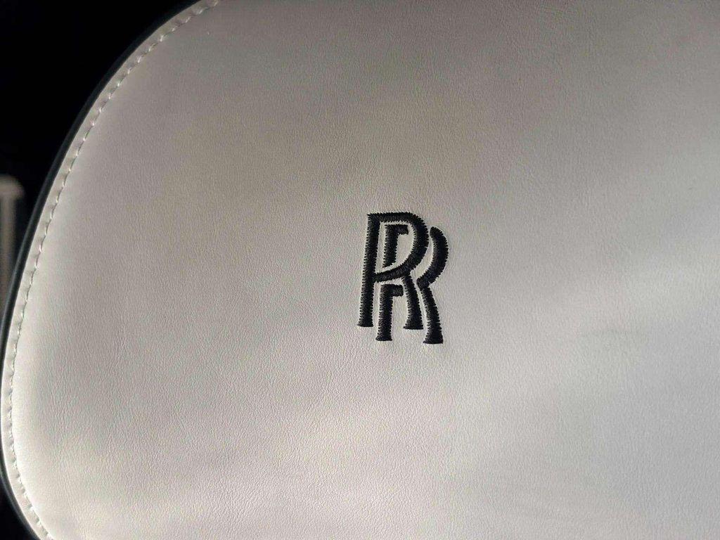 used 2022 Rolls-Royce Cullinan car, priced at $289,000