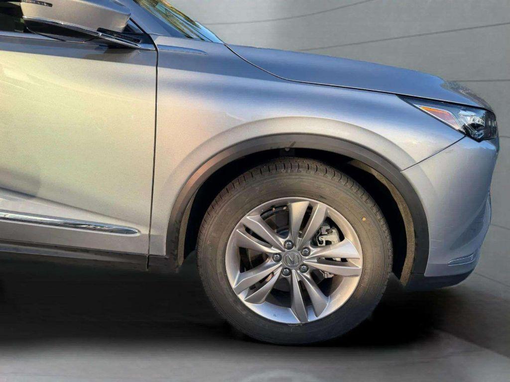 used 2024 Acura MDX car, priced at $37,990