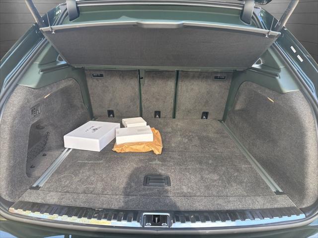 new 2025 Bentley Bentayga EWB car, priced at $280,665