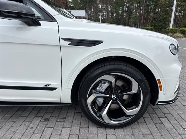 new 2025 Bentley Bentayga car, priced at $283,555