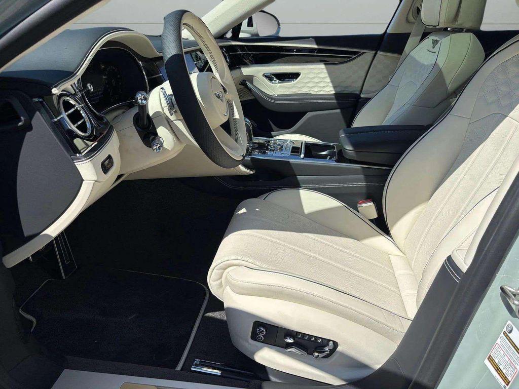 new 2025 Bentley Flying Spur car, priced at $337,350