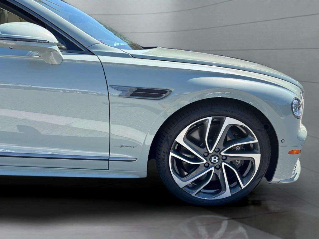 new 2025 Bentley Flying Spur car, priced at $337,350