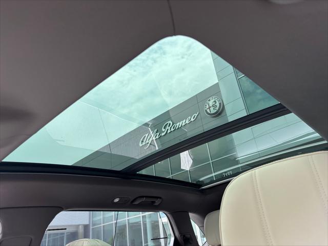 new 2025 Bentley Bentayga EWB car, priced at $271,095