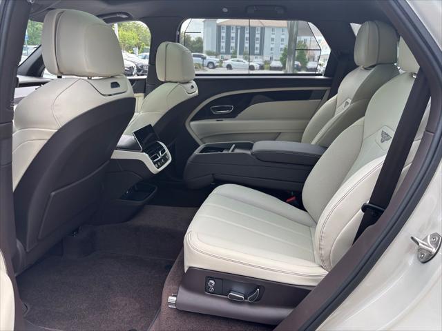 new 2025 Bentley Bentayga EWB car, priced at $271,095