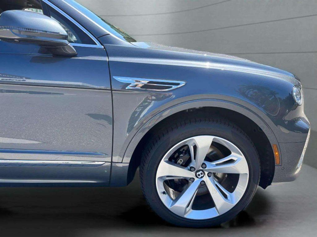new 2025 Bentley Bentayga EWB car, priced at $263,440