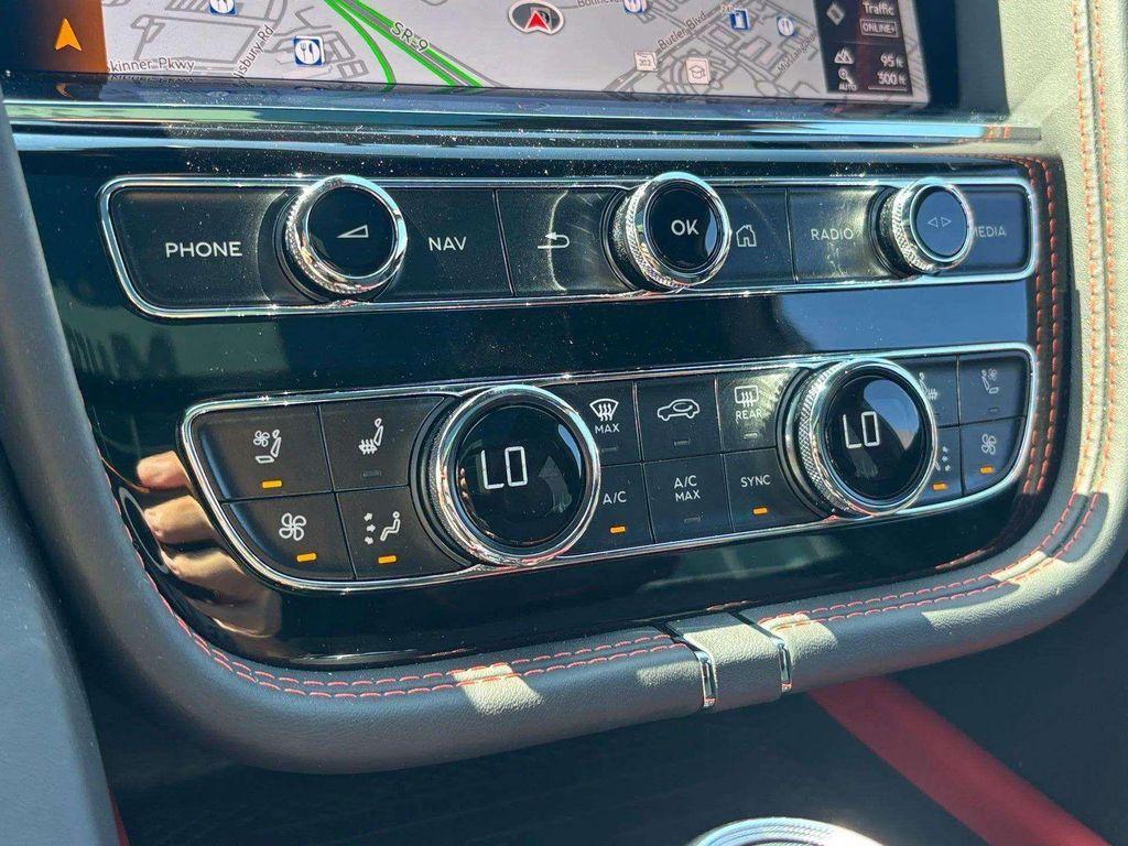 new 2025 Bentley Bentayga car, priced at $290,790