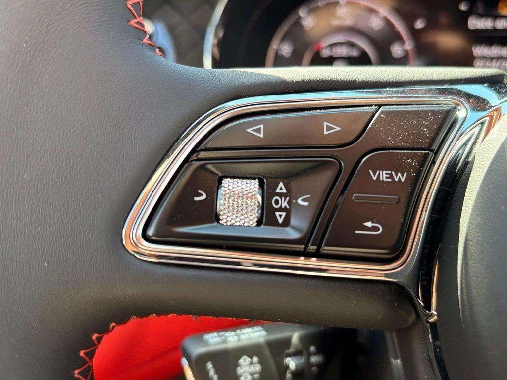 new 2025 Bentley Bentayga car, priced at $290,790