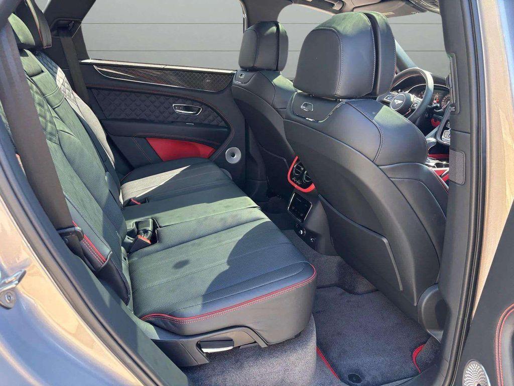 new 2025 Bentley Bentayga car, priced at $290,790