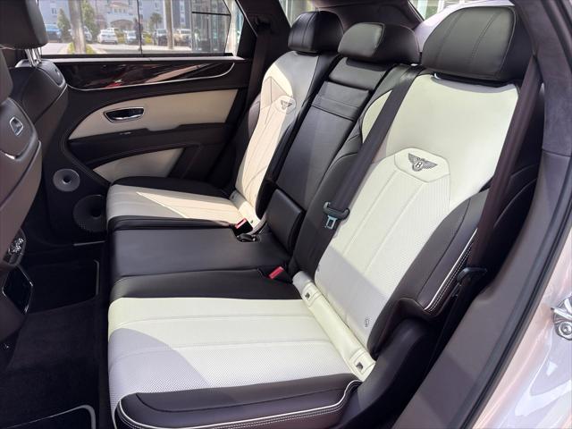 new 2025 Bentley Bentayga car, priced at $262,165