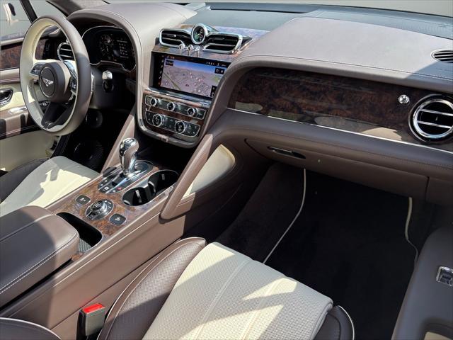 new 2025 Bentley Bentayga car, priced at $262,165