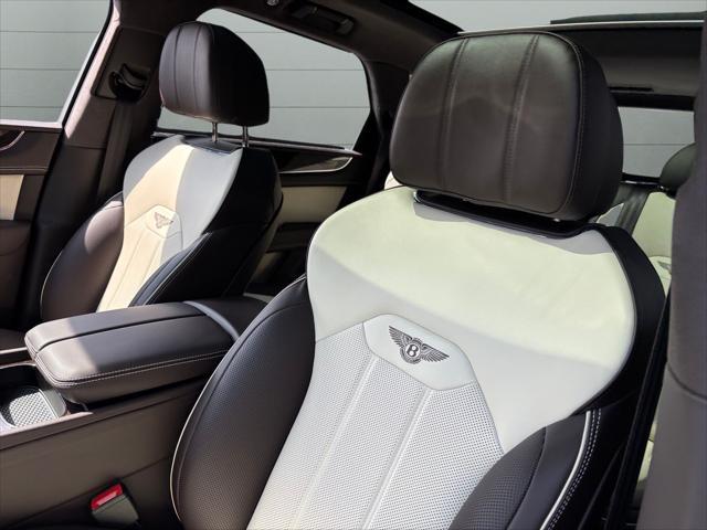 new 2025 Bentley Bentayga car, priced at $262,165