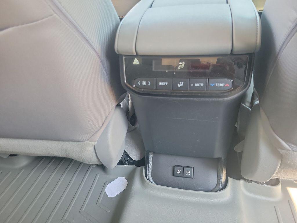 used 2020 Toyota Highlander Hybrid car, priced at $21,778