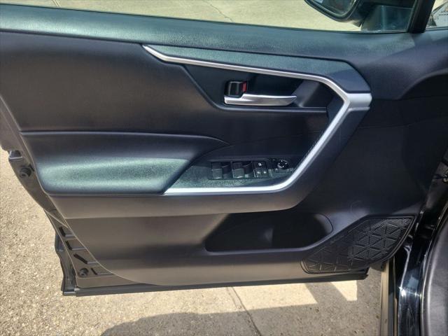 used 2020 Toyota RAV4 car, priced at $22,964
