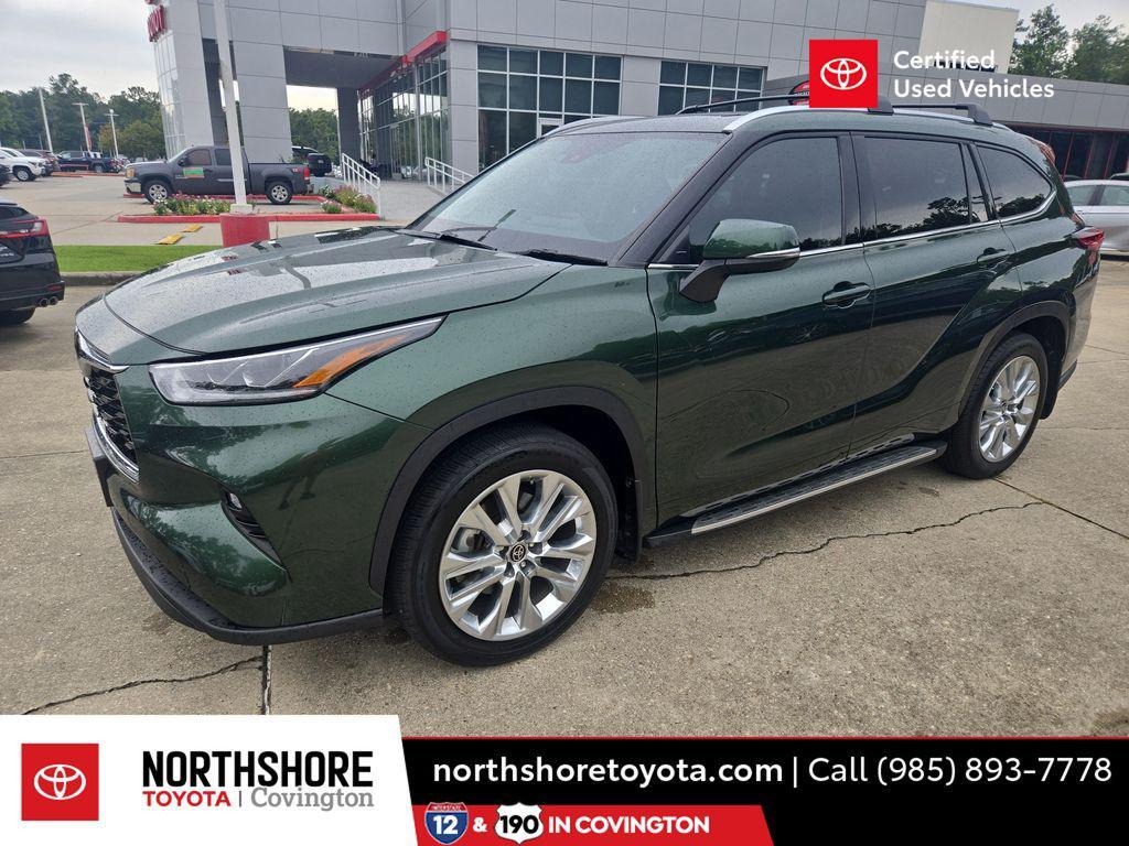 used 2023 Toyota Highlander car, priced at $43,242