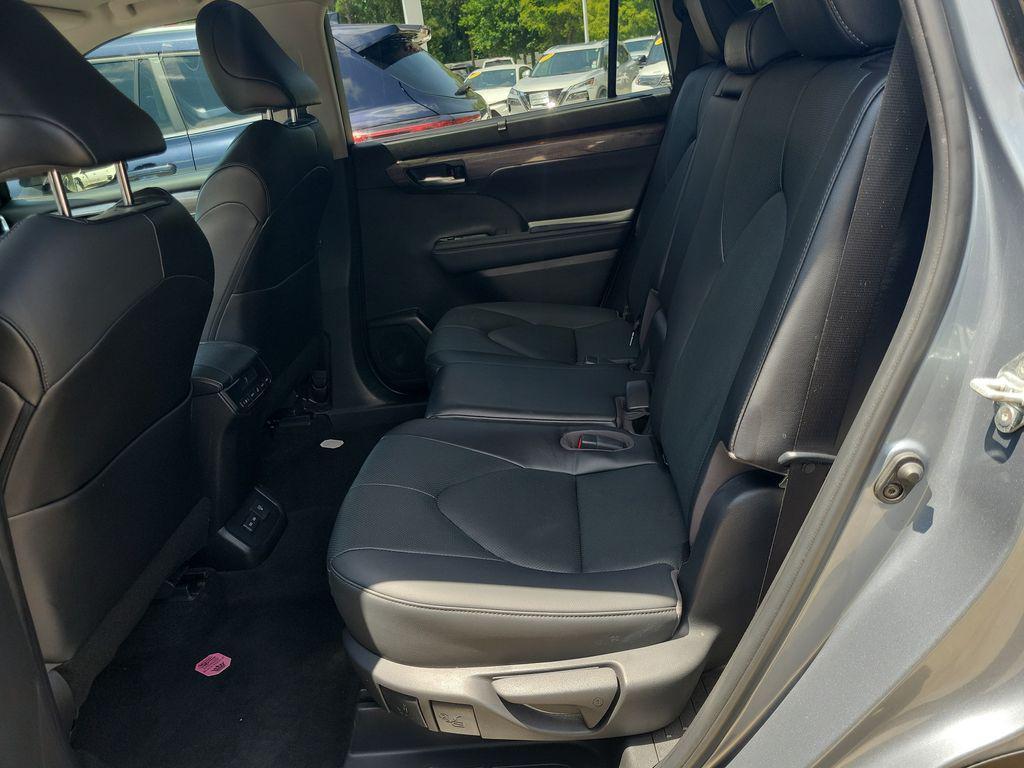 used 2023 Toyota Highlander car, priced at $37,424