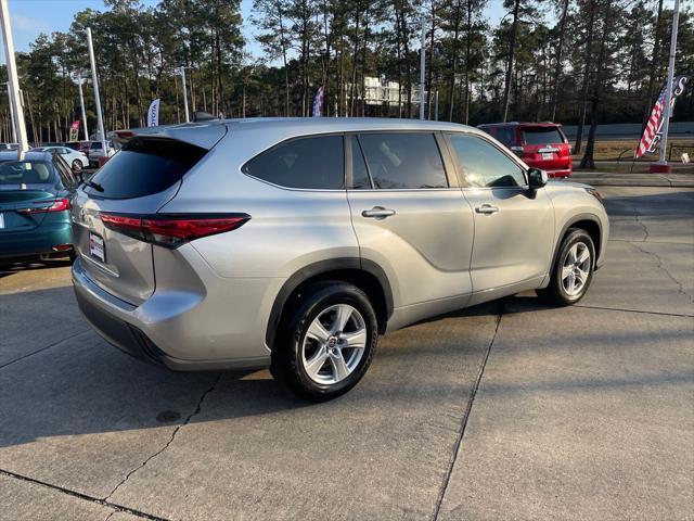 used 2023 Toyota Highlander car, priced at $35,929