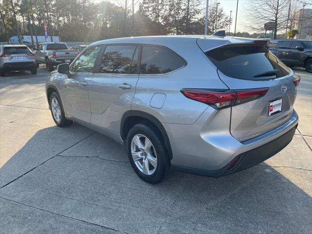 used 2023 Toyota Highlander car, priced at $35,929