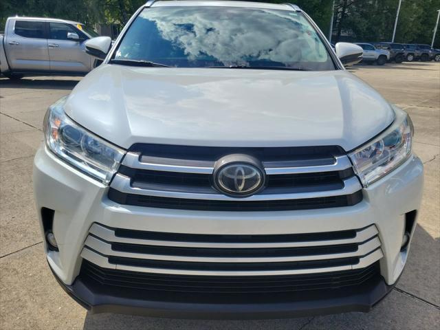 used 2018 Toyota Highlander car, priced at $19,789