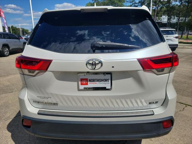 used 2018 Toyota Highlander car, priced at $19,789