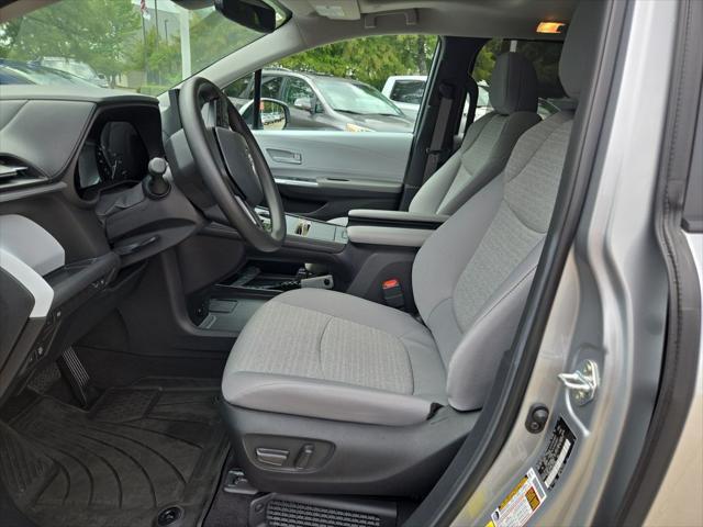 used 2025 Toyota Sienna car, priced at $43,944