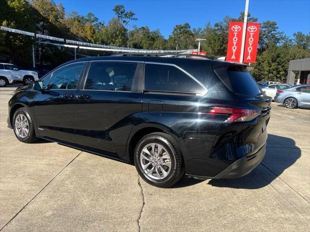 used 2021 Toyota Sienna car, priced at $38,533