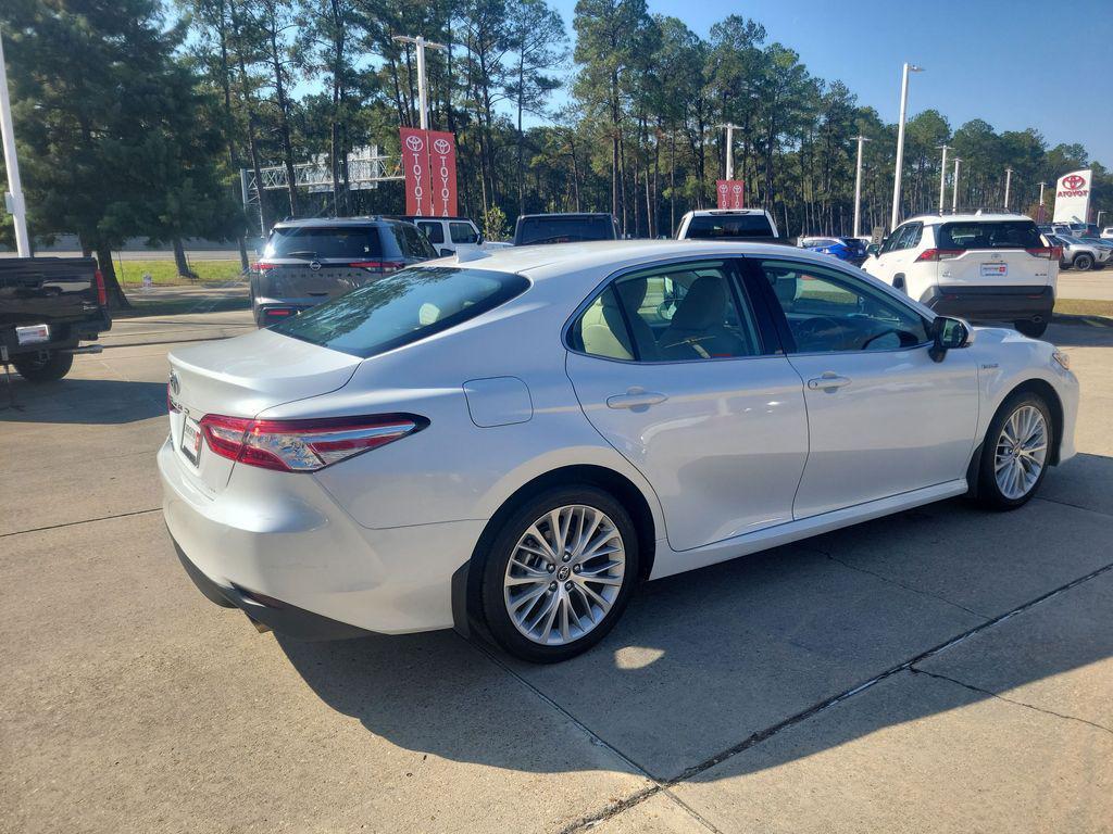 used 2020 Toyota Camry Hybrid car, priced at $24,442