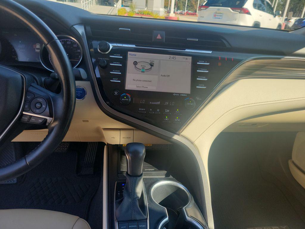 used 2020 Toyota Camry Hybrid car, priced at $24,442