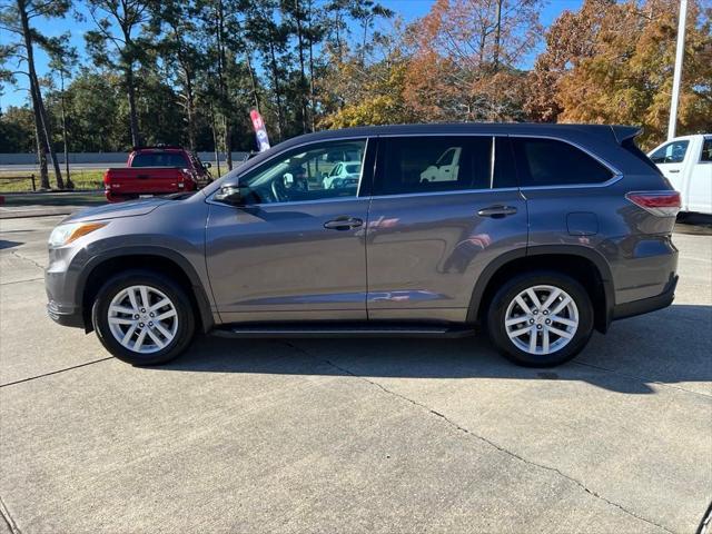 used 2015 Toyota Highlander car, priced at $17,516