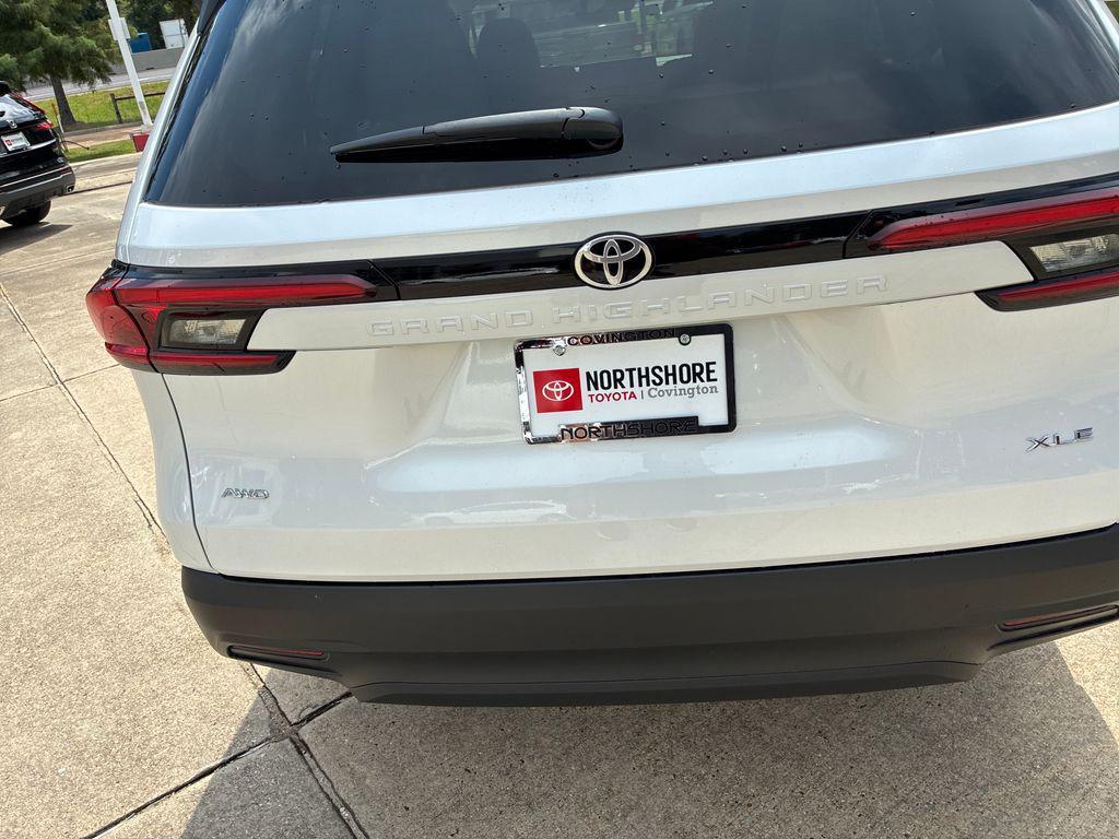new 2025 Toyota Grand Highlander car, priced at $52,308