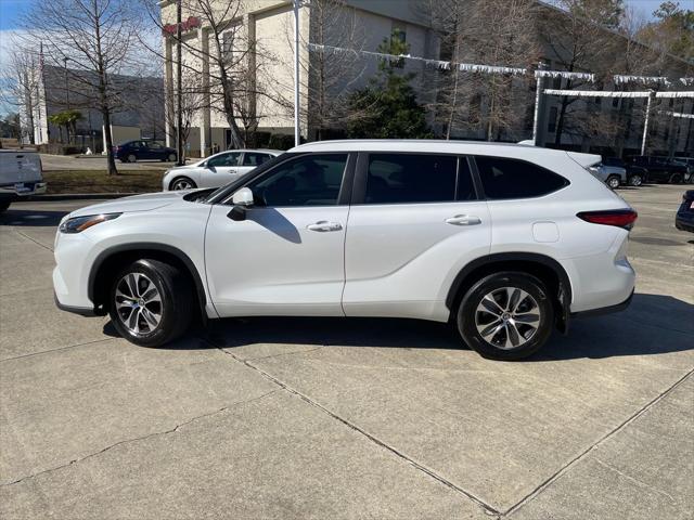 used 2023 Toyota Highlander car, priced at $39,685