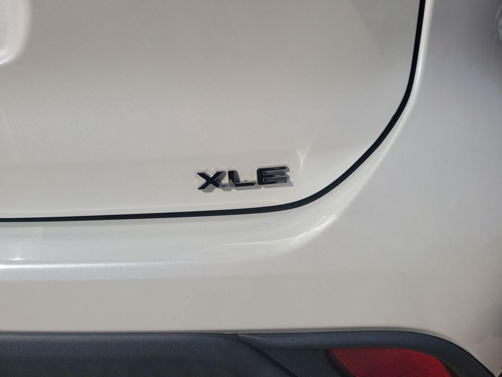 used 2021 Toyota Highlander car, priced at $27,934