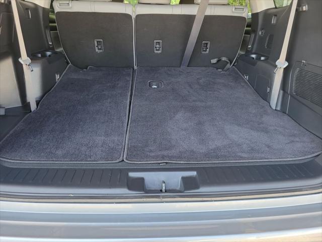 used 2023 Toyota Highlander car, priced at $40,215